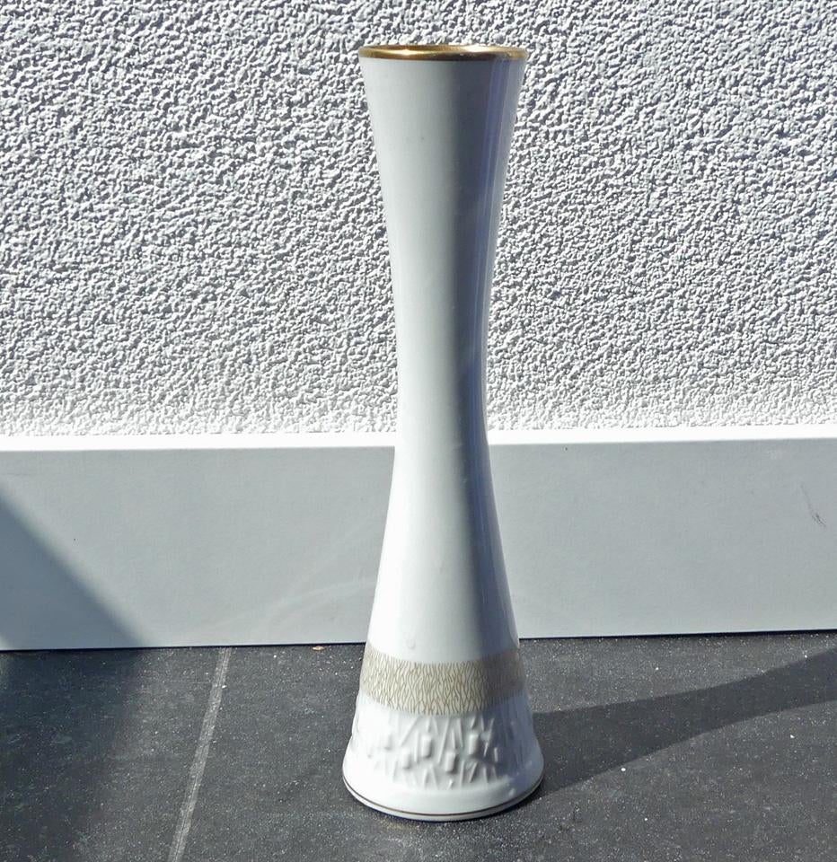 Edelstein Bavaria vintage vaas wit porselein reliëfdecor 795, Gebruikt, Wit, Aardewerk of Porselein, Ophalen of Verzenden