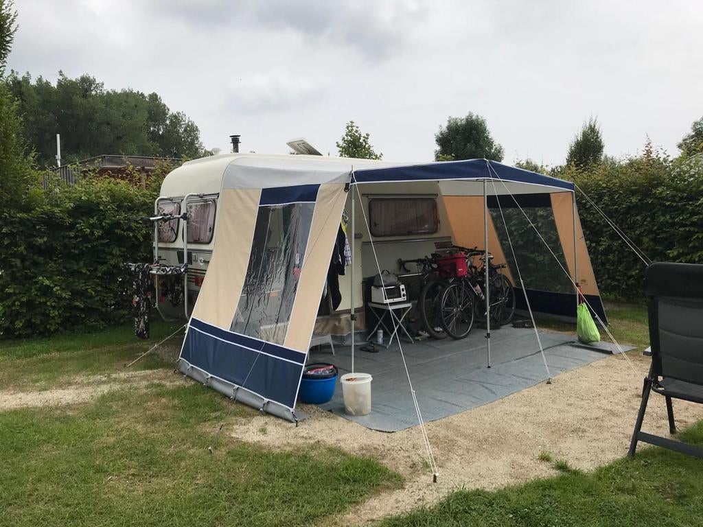 Van den Horn Luifel omloop maat 6 caravan 350/370, Ophalen