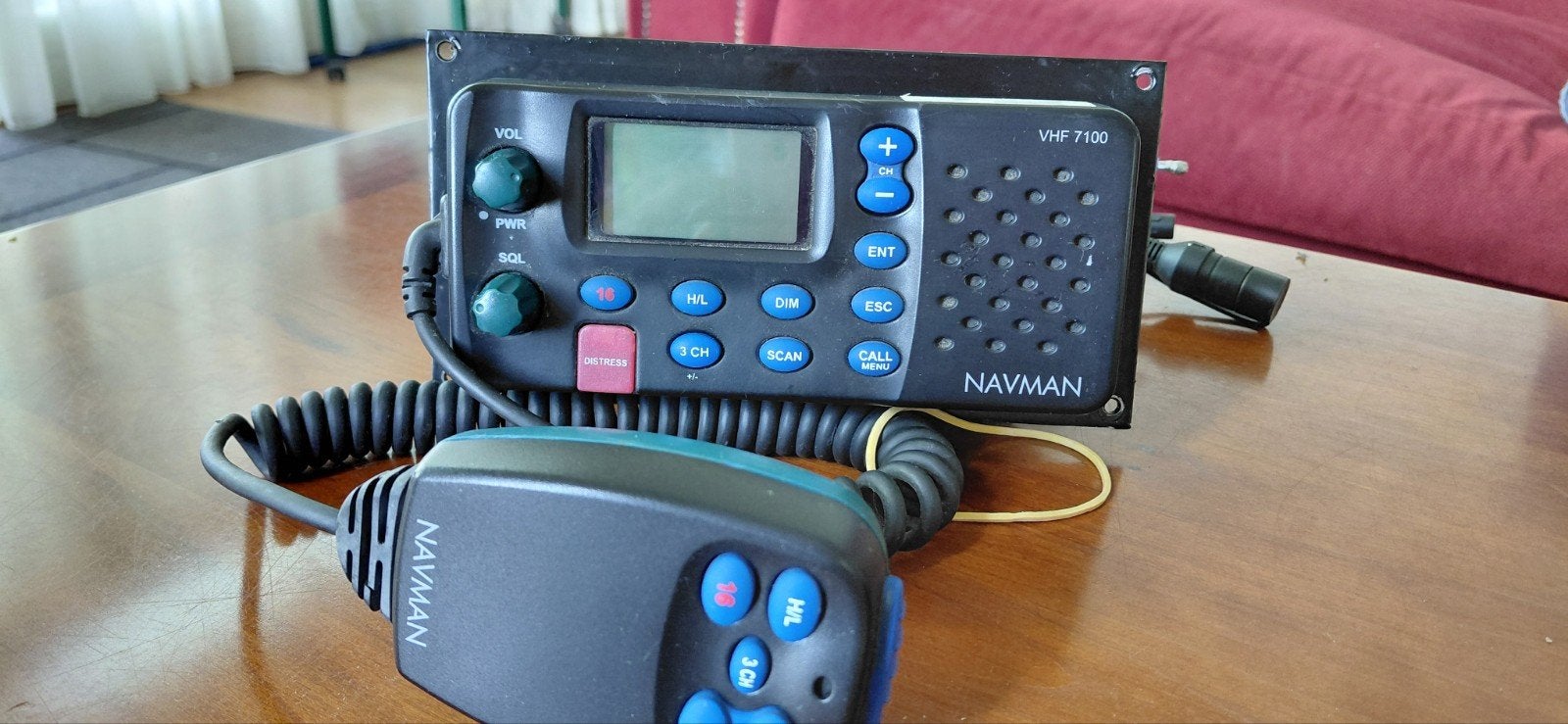 Navman VHF 7100 EU Marifoon - Compleet met Bevestiging, Watersport en Boten, Ophalen of Verzenden, Gebruikt, Communicatie