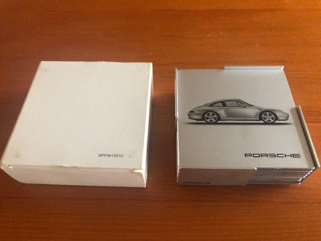 PORSCHE911 50 jaar.Set met 7 onderzetters, aluminium, Verzamelen, Ophalen of Verzenden, Nieuw, Gebruiksvoorwerp