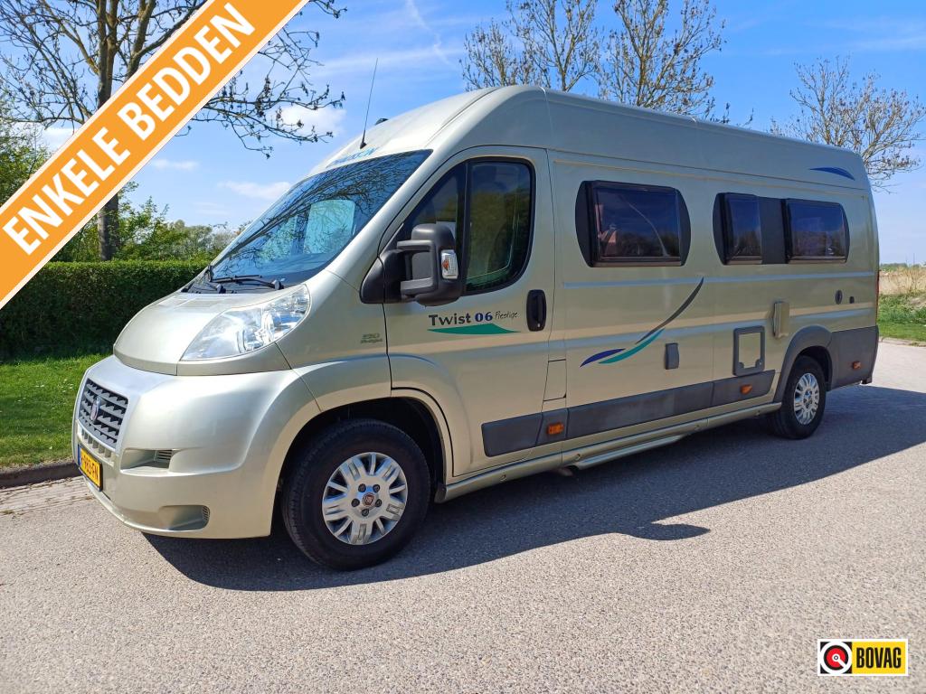 Luxe Chausson Twist Prestige met lengte bedden, Lpg en trekh, Niet ingevuld, Ringverwarming, Treinzit, Tot en met 3