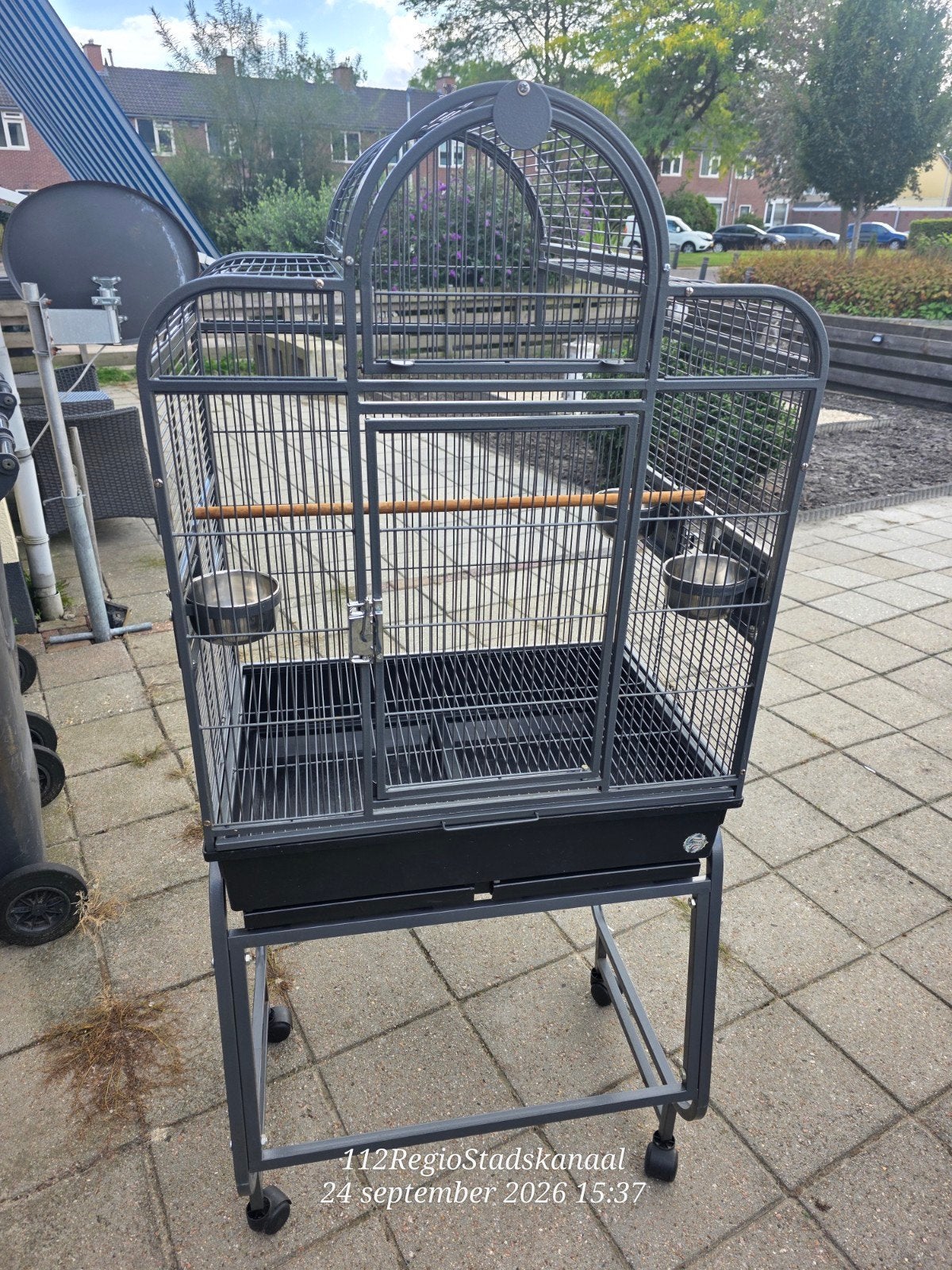 vogelkooi TE KOOP, Ophalen, Zo goed als nieuw, Metaal, Vogelkooi