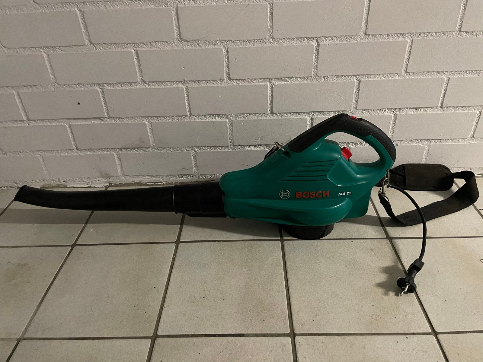 Bosch ALS 25 Bladblazer/Bladzuiger met Opvangzak, Ophalen, Gebruikt, Handgedragen, Met opvangzak