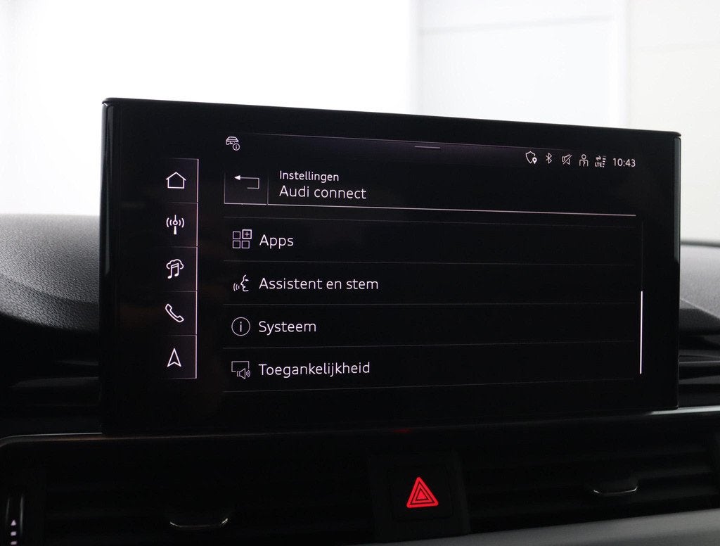 Audi A4 Avant 35 TFSI S edition Competition |NAP, Auto's, Audi, Gebruikt, 4 cilinders, Zwart, Origineel Nederlands