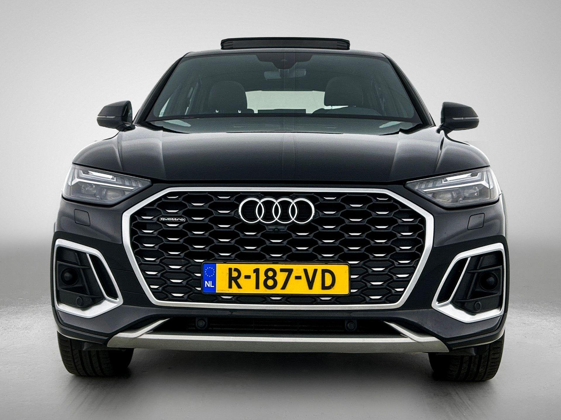 Audi Q5 Sportback 40 TFSI S edition 204 PK | S-line | Panora, Auto's, Gebruikt, 4 cilinders, Leder en Stof, Zwart