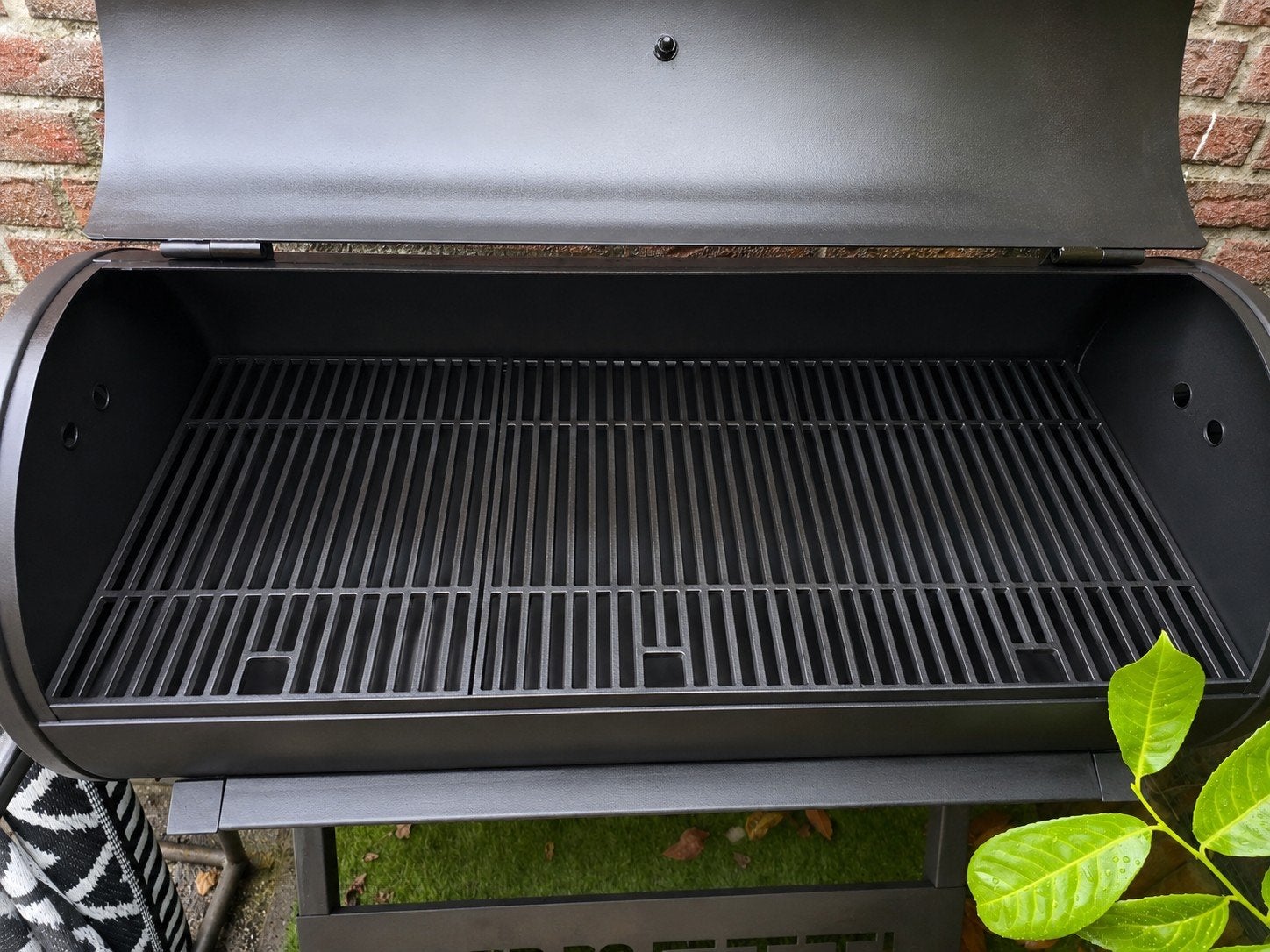 Gebruikte Boretti BBQ inclusief hoes, met wat roest, Ophalen, Gebruikt, Boretti
