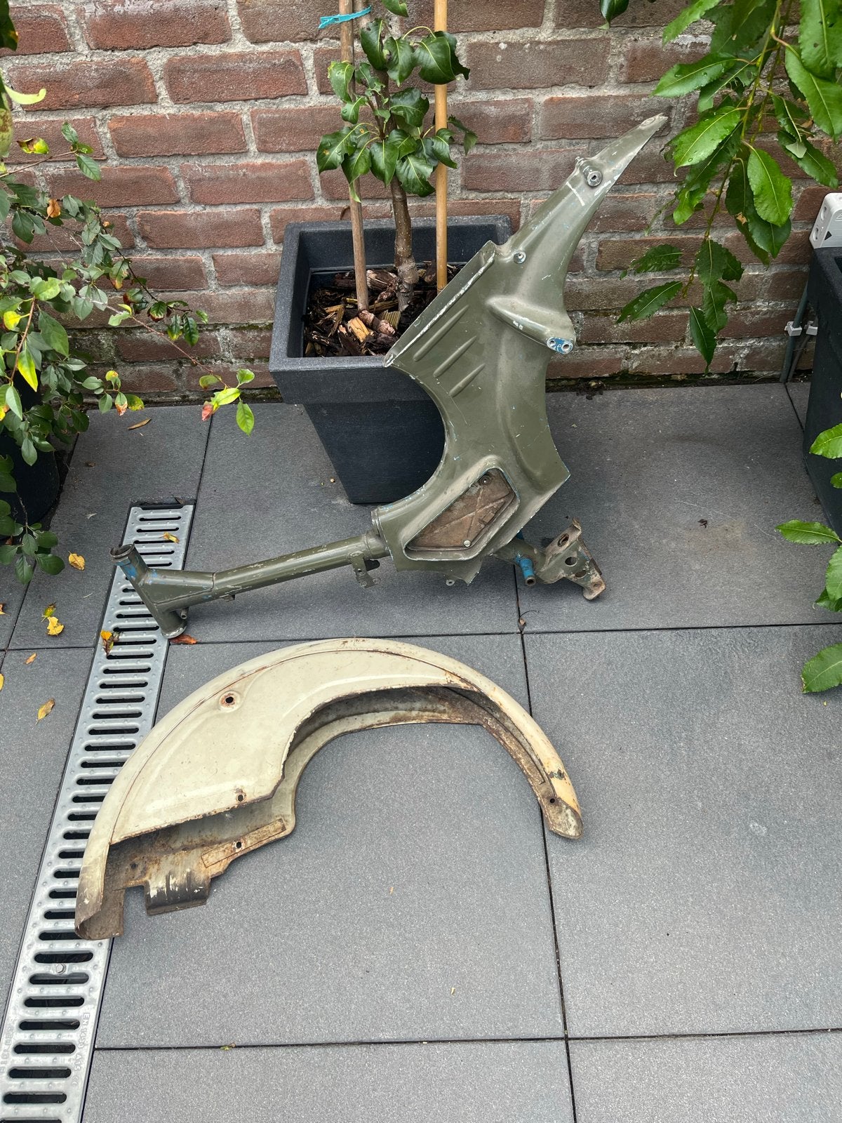 Onderdelen voor zundapp 423 bromfiets: Frame, spatbord, etc., Ophalen, Gebruikt, Frame