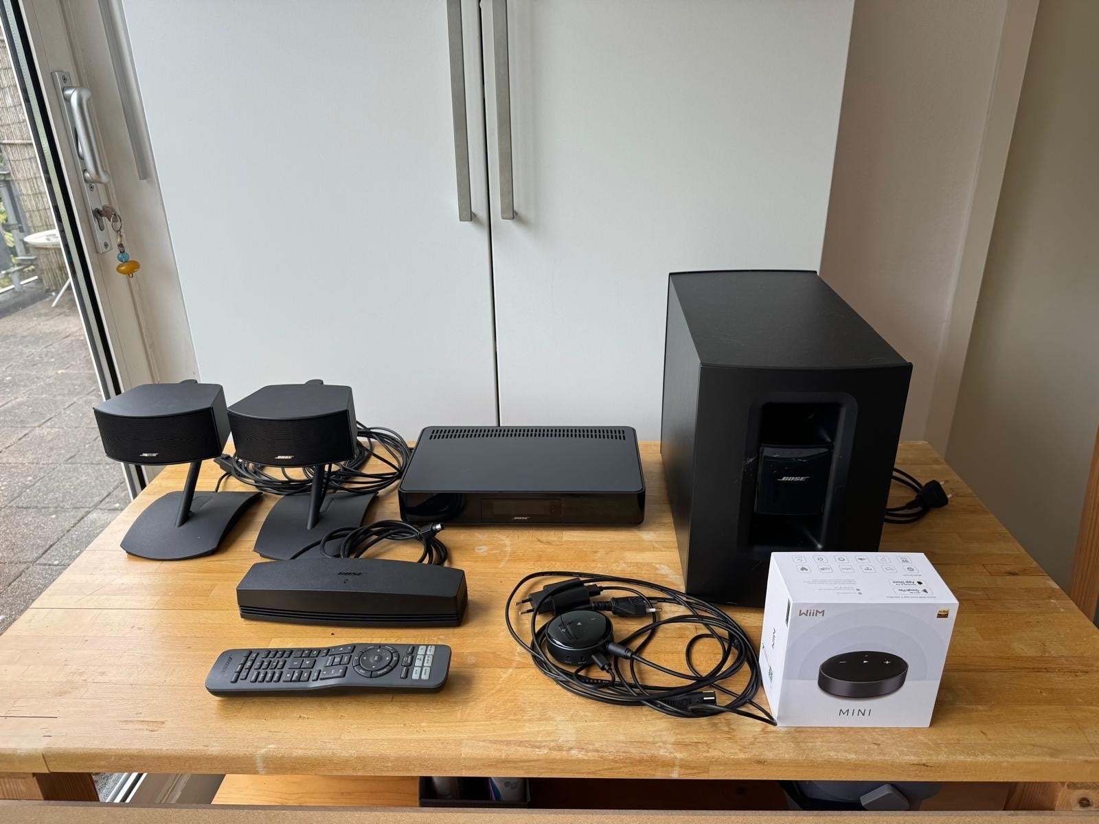 Bose CineMate 220 Home Theater Systeem met Wiim Mini, Gebruikt, 2.1-systeem, 70 watt of meer, Overige spelers