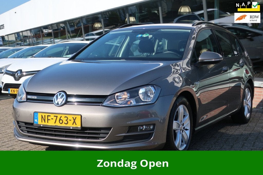 Volkswagen Golf Variant 1.0 TSI Comfortline 1e EIG_NAVI_PDC, Auto's, Voorwielaandrijving, Stof, Gebruikt, Euro 6