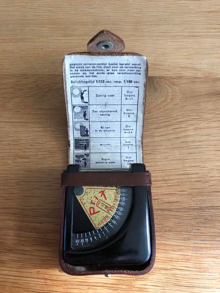 Vintage P.I.C. Belichtingsmeter in Leren Hoesje, Ophalen of Verzenden, Gebruikt