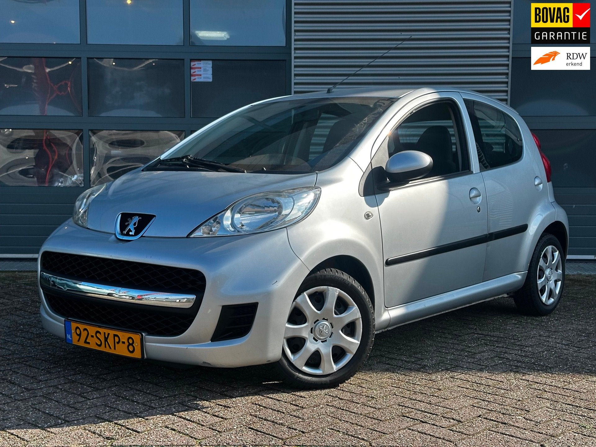Peugeot 107 1.0-12V XS| Airco | CRUISECR | PDC, Auto's, Euro 5, Stof, Gebruikt, Zwart