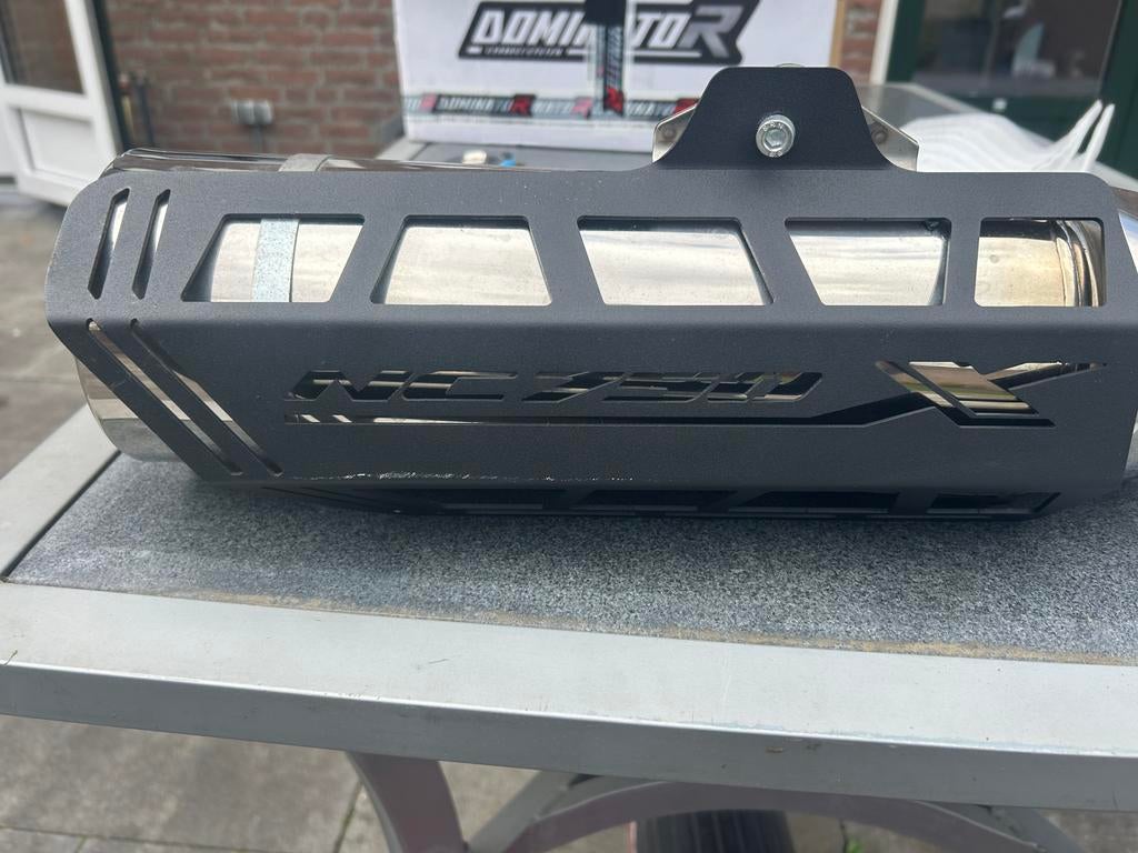 Te koop uitlaat honda nc750x origineel 2015, Motoren, Onderdelen | Honda, Ophalen, Gebruikt