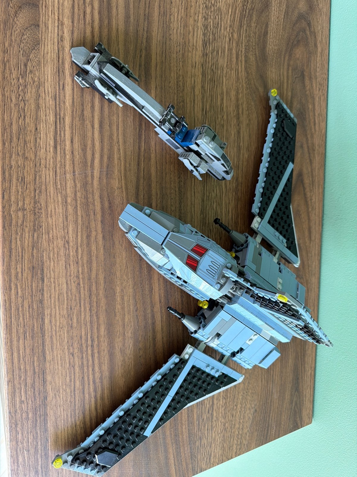 LEGO Star Wars The Justifier (75323) en Mandalorian Starfigh, Ophalen of Verzenden, Zo goed als nieuw, Overige merken