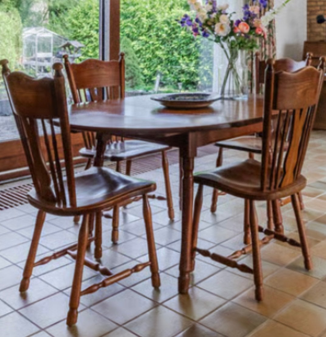 Vintage  eethoek Ovale Uitschuiftafel+ 4 Windsorstoelen (63), Ophalen, Gebruikt, 4 tot 6 stoelen