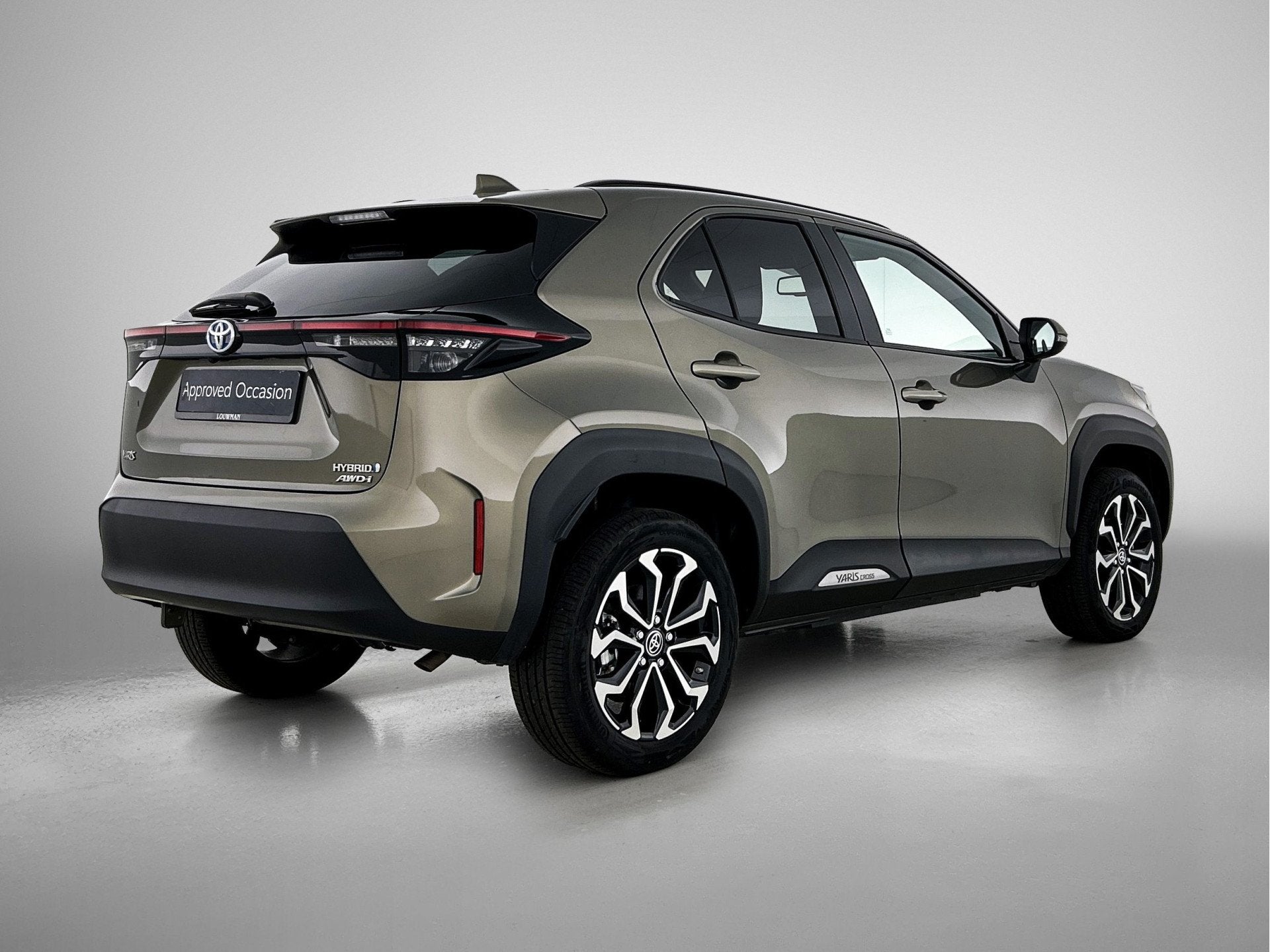Toyota Yaris Cross 1.5 Hybrid Dynamic AWD | BTW voertuig | N, 12 maanden, Stof, Gebruikt, 116 pk