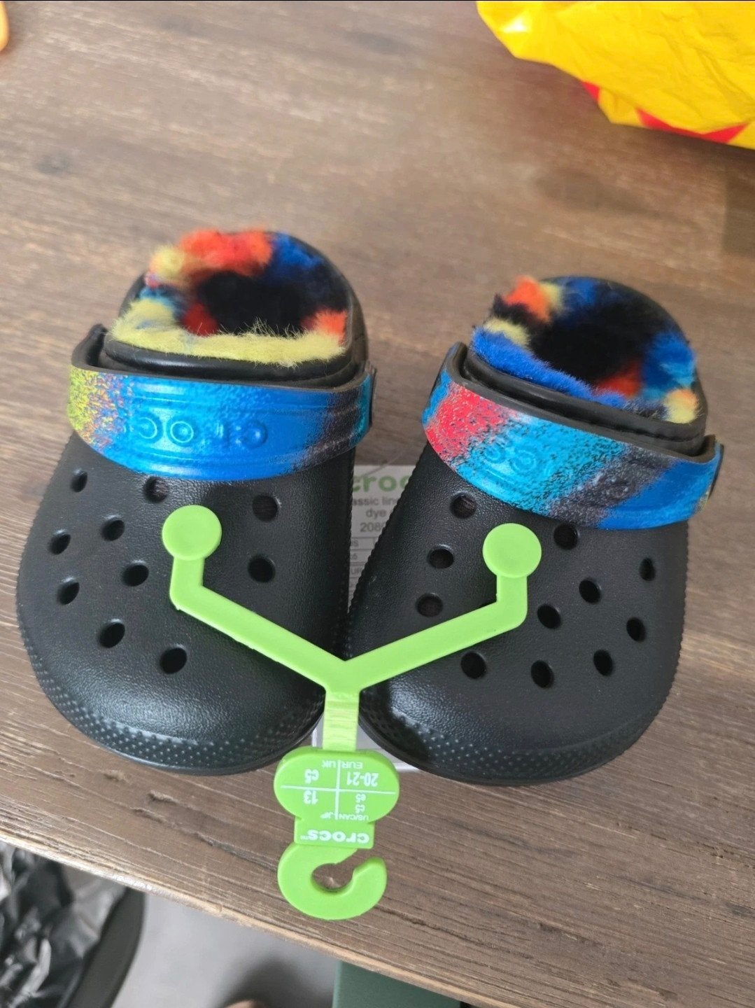 Nieuwe Crocs Classic Lined Spray Dye Clog T - Maat 20-21, Schoentjes, Crocs, Jongetje of Meisje, Nieuw