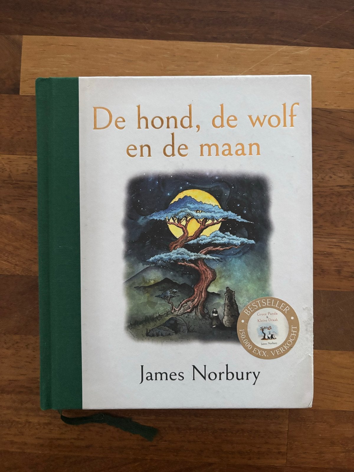De hond, de wolf en de maan - James Norbury, Boeken, Ophalen of Verzenden, Gelezen
