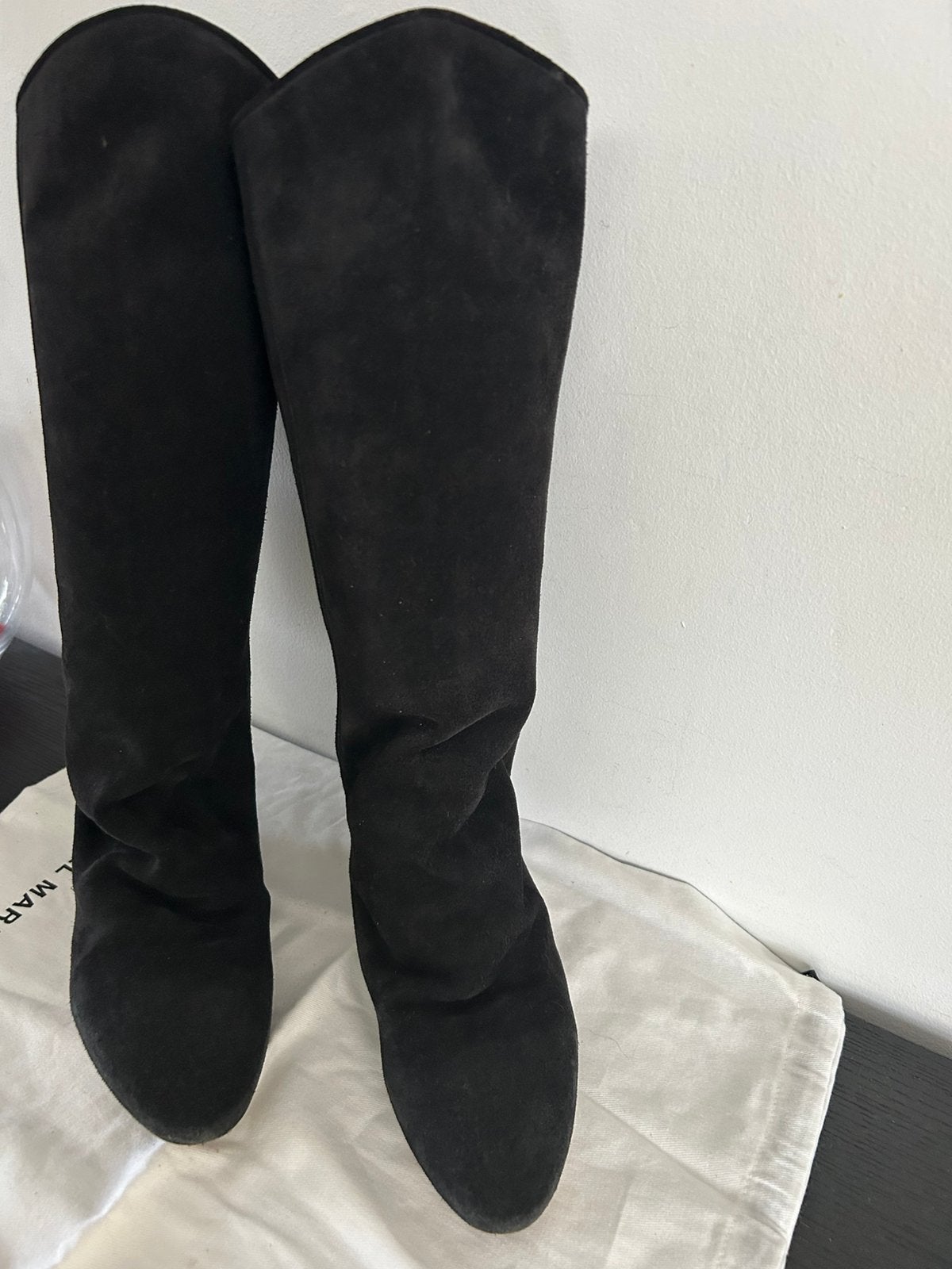 Isabel Marant. Suede  laarzen.  39, Ophalen of Verzenden, Zo goed als nieuw, Zwart, Hoge laarzen