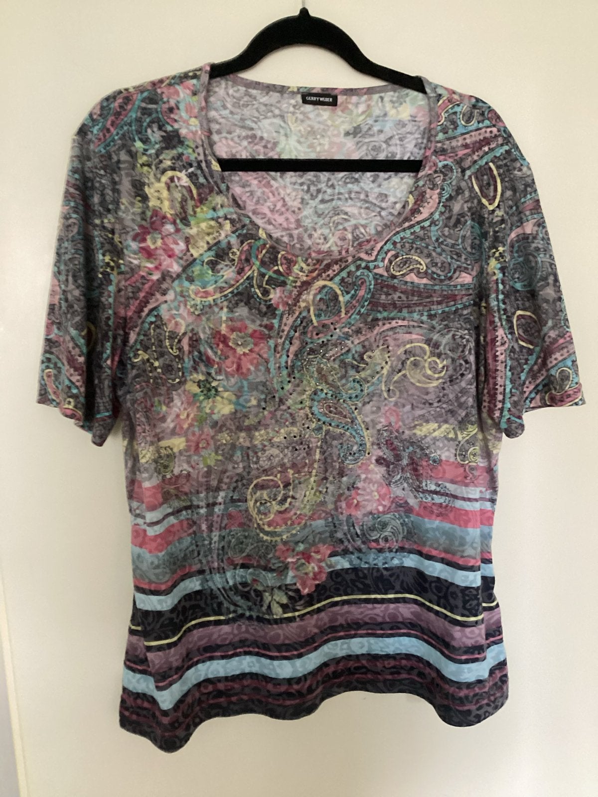 Gerry Weber T-shirt met Paisley print en steentjes mt 42/44, Overige kleuren, Maat 42/44 (L), Ophalen of Verzenden, Zo goed als nieuw