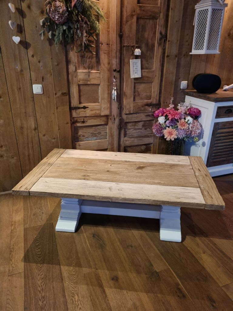 Landelijke Brocante Salontafel Amanda € 280.-, Huis en Inrichting, Ophalen of Verzenden, Zo goed als nieuw, Rechthoekig, 75 cm of meer