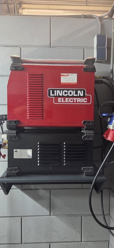 2x Lincoln Aspect 200 AC/DC TIG-lasapparaat + COOL ARC  24, Ophalen, Zo goed als nieuw, 150 tot 250 ampère, Tig