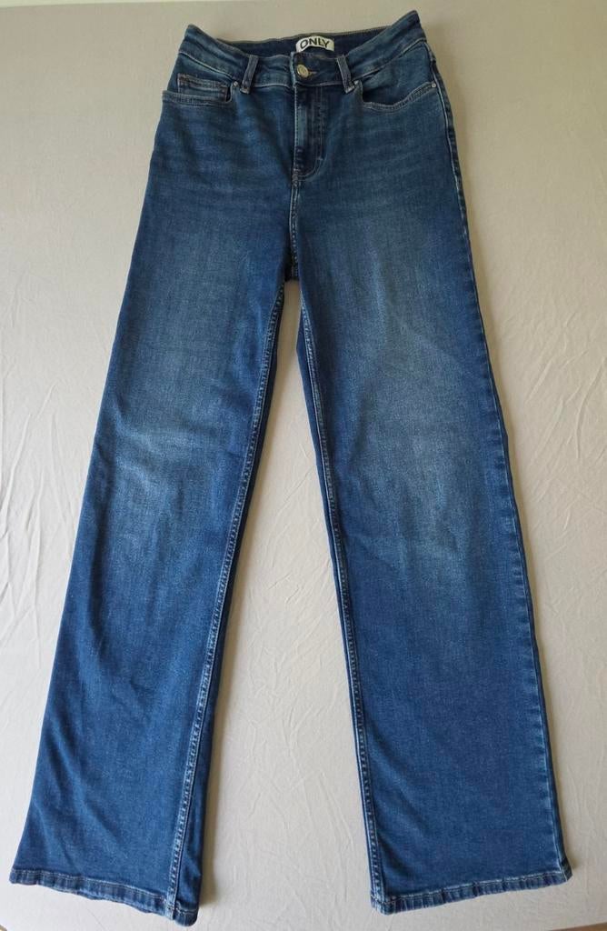 ONLY Onlluna High Waist Wide Leg Jeans (W27/L32)

Nieuw., Customerservice@bestseller.com, Only, Nieuw, Maat 34 (XS) of kleiner