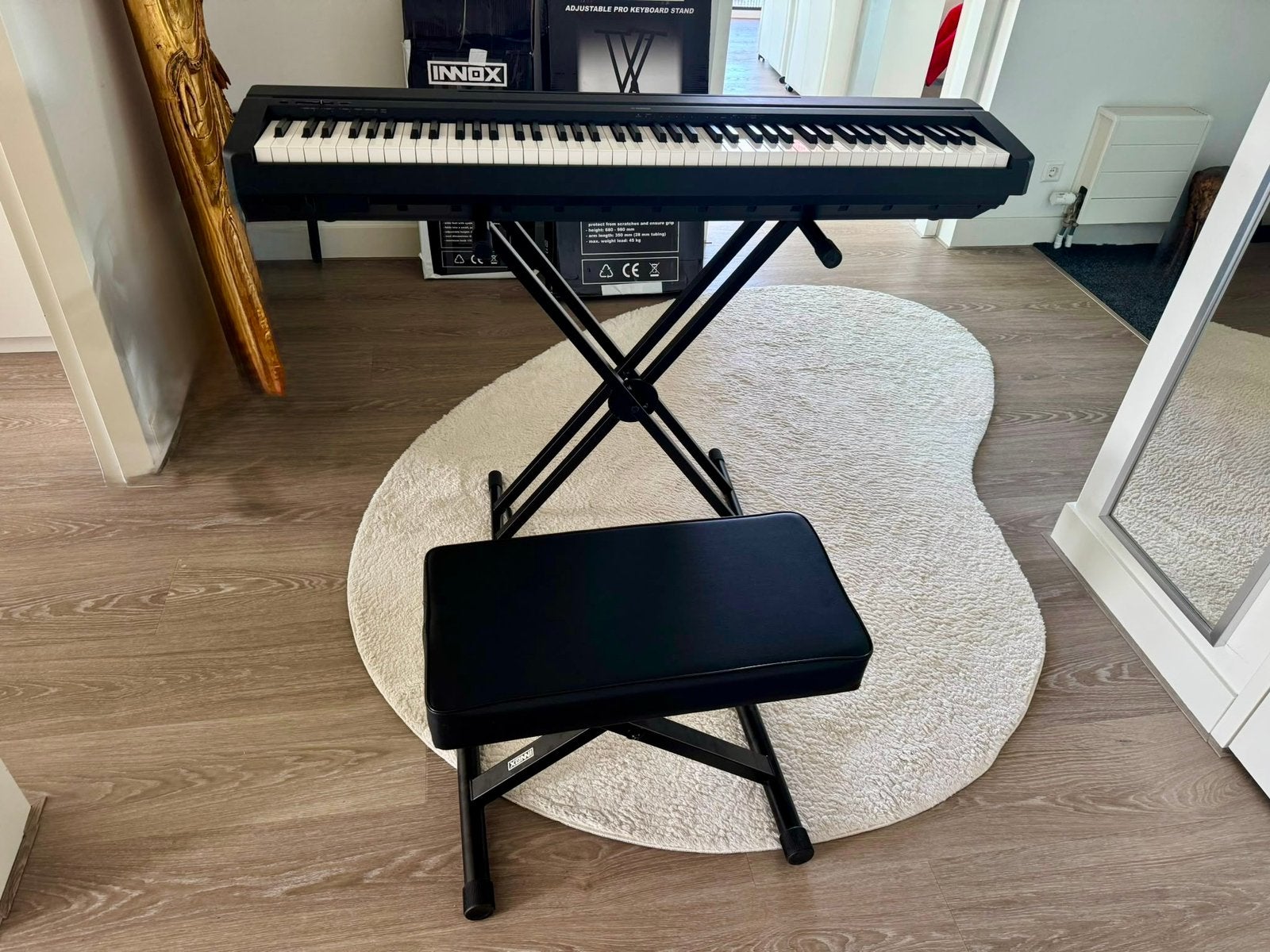Yamaha P45 digitale piano met standaard en kruk, Muziek en Instrumenten, Ophalen of Verzenden, Zo goed als nieuw, Zwart