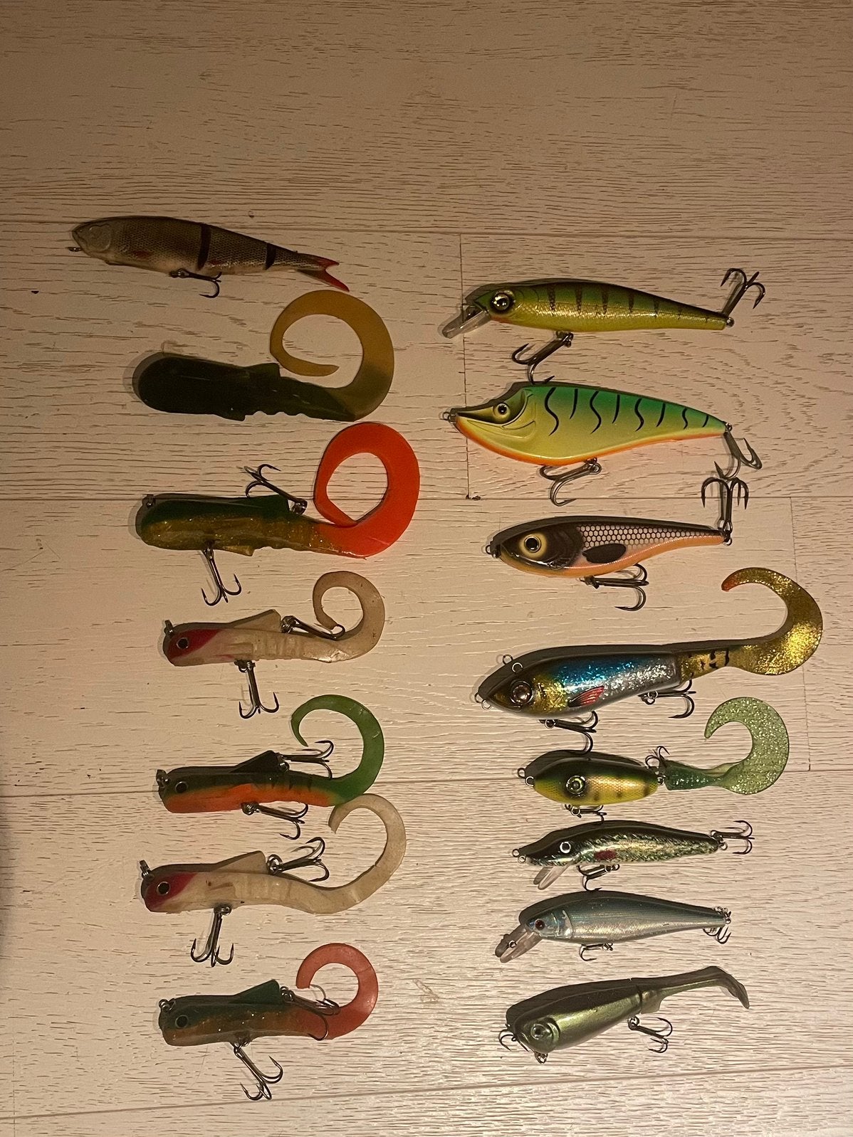 Groot kunstaas snoek 15-22cm, Watersport en Boten, Ophalen of Verzenden, Gebruikt, Kunstaas