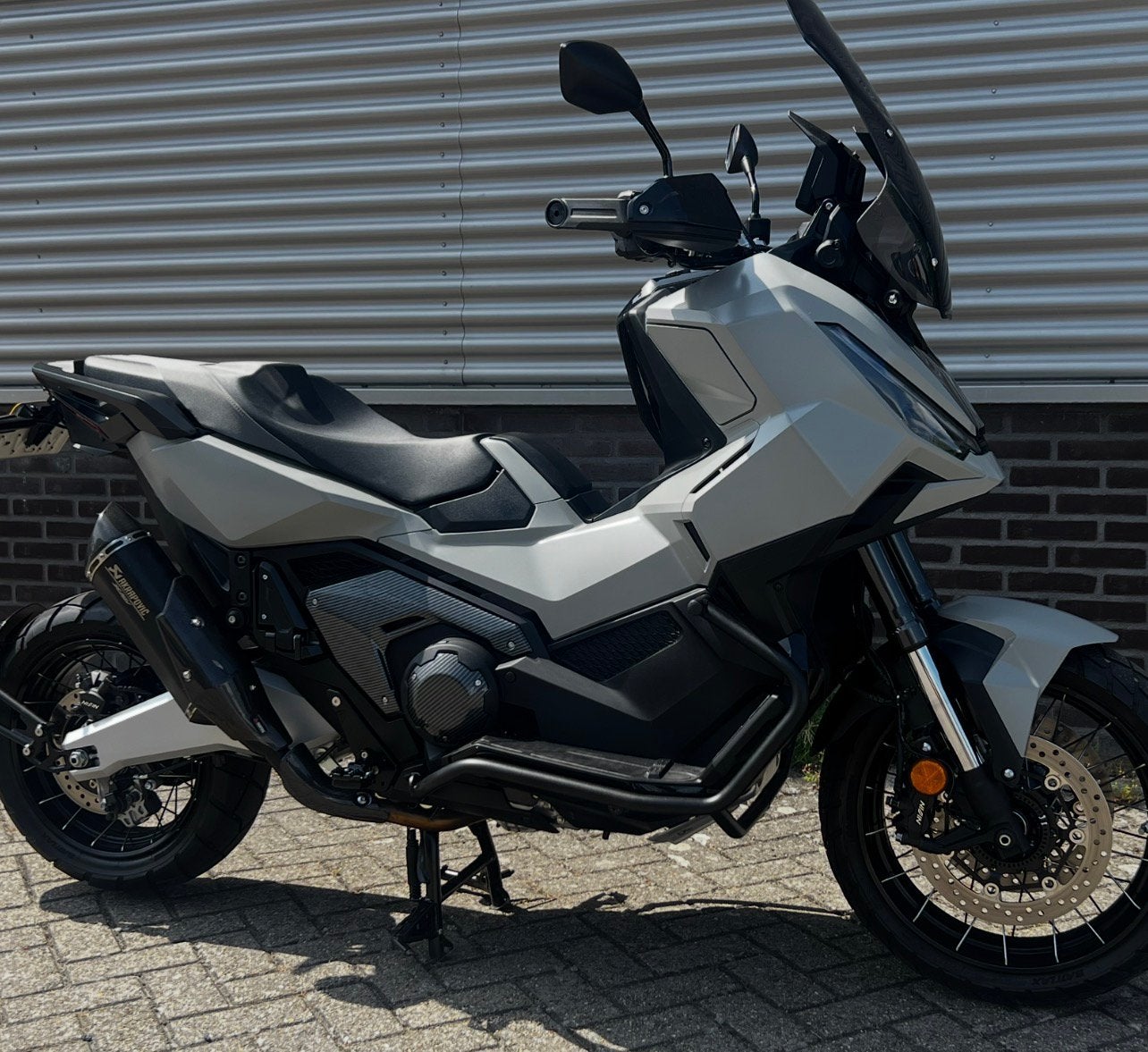 Honda X-ADV 750 2025 Mat grijs, 750 cc, Handvatverwarming, Particulier, Meer dan 35 kW