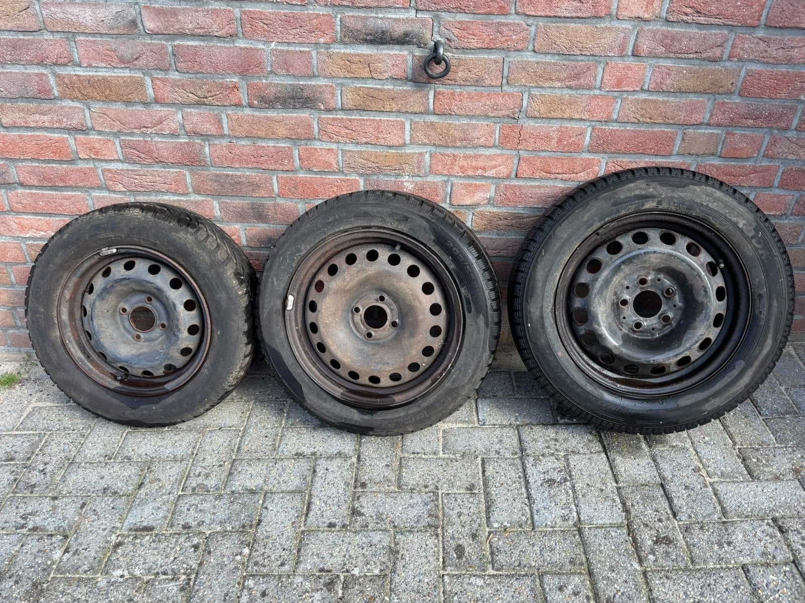 GRATIS Diverse winterbanden op stalen velg, Ophalen, Gebruikt, 16 inch, Banden en Velgen