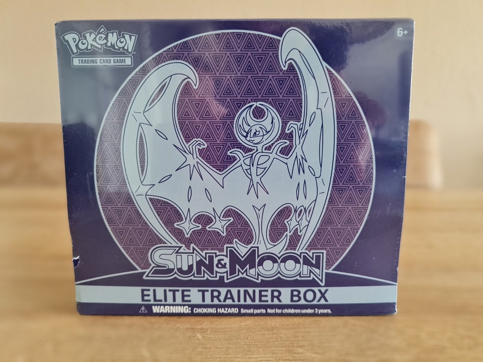 pokemon sun & moon etb lunala, Ophalen of Verzenden