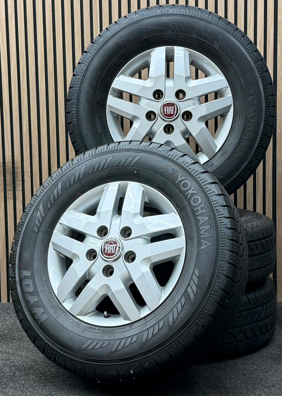 Originele 16 inch Fiat Ducato Heavy Chassis 5x130 225/75/16, Ophalen, 16 inch, ., Banden en Velgen