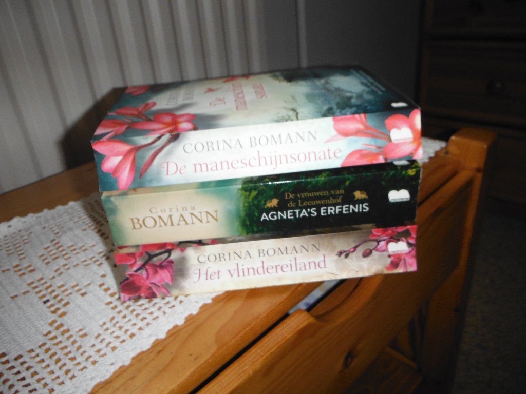 5 boeken corina Bomann, Boeken, Ophalen, Zo goed als nieuw, Corina Bomann