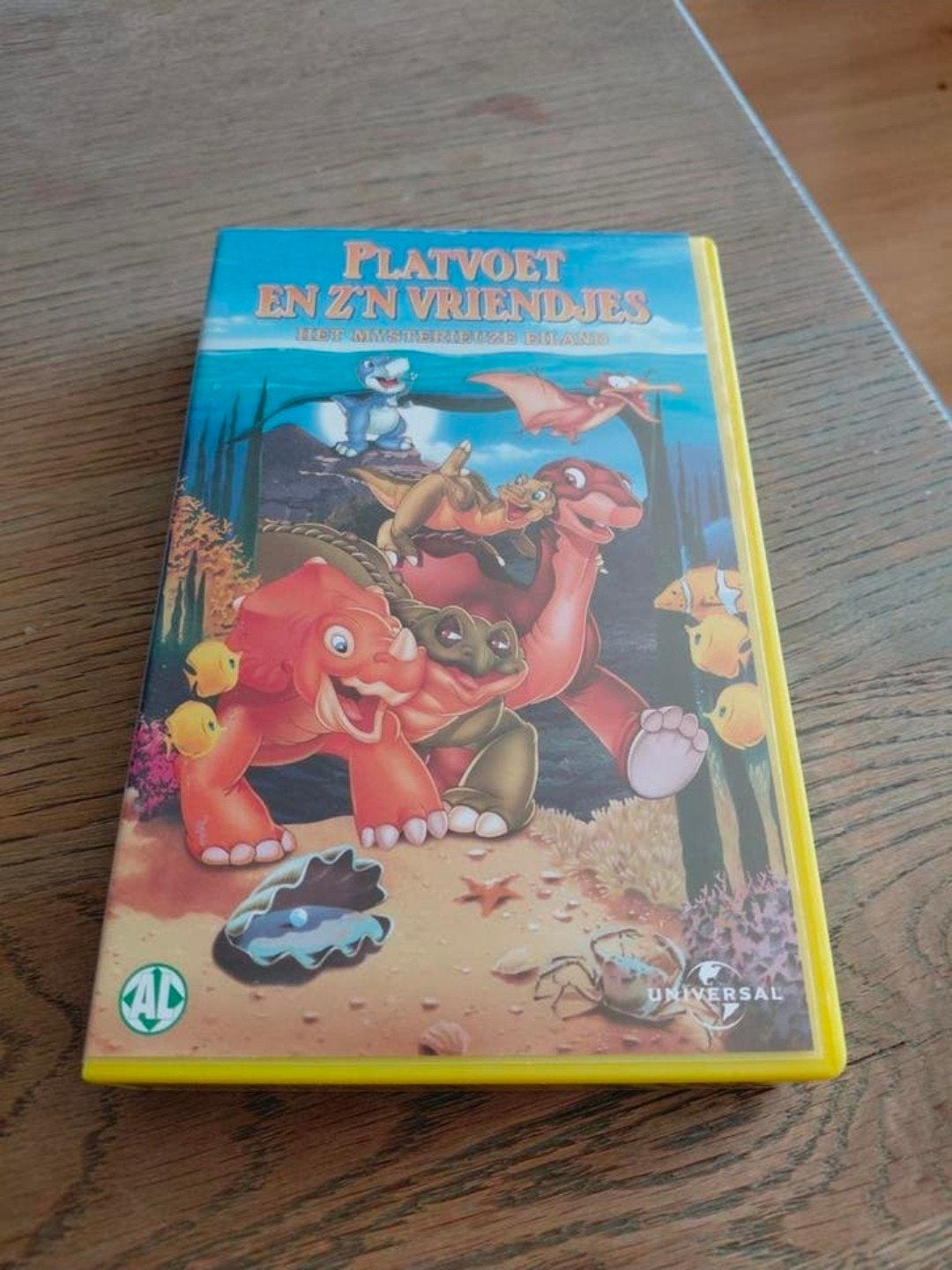 Platvoet en z'n vriendjes 5 Het Mysterieuze eiland NIEUW!, Tekenfilm, Alle leeftijden, Ophalen of Verzenden, Nieuw in verpakking