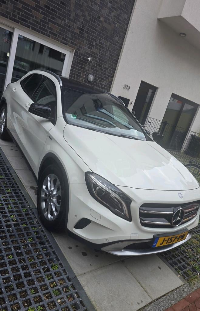 Mercedes-Benz GLA Met nieuwe APK Gla250 2.0 155KW Aut7, Auto's, Automaat, 15 km/l, 1800 kg, 4 cilinders