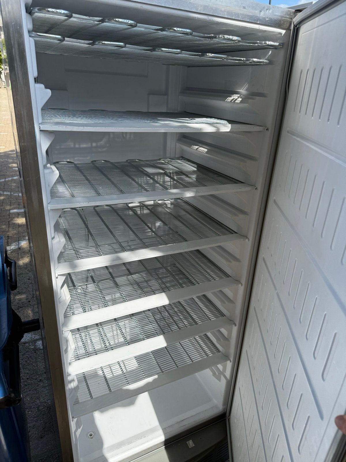Grote RVS Koelkast - Ideaal voor extra opslag, Witgoed en Apparatuur, Koelkasten en IJskasten, Ophalen, 200 liter of meer, 60 cm of meer