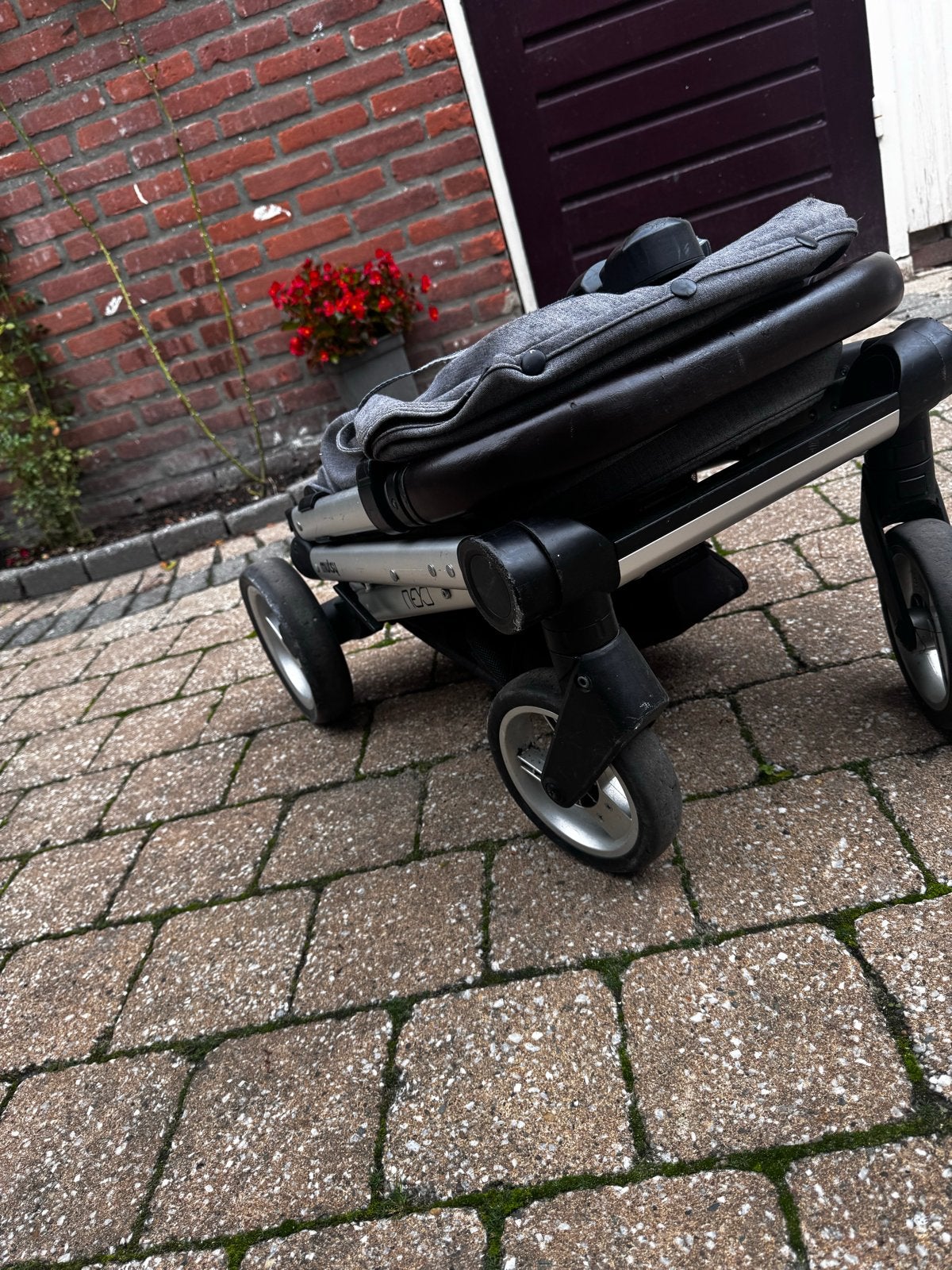 Mutsy Nexo Buggy - Compact en Comfortabel, Ophalen of Verzenden, Gebruikt, Kinderwagen, Mutsy