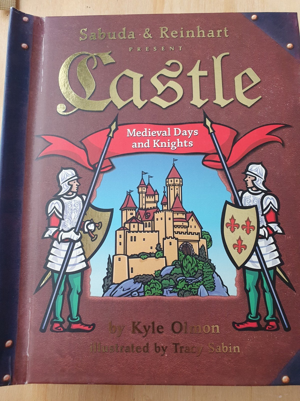 Castle: Medieval Days and Knights Pop-up Boek, Ophalen of Verzenden, Zo goed als nieuw, Kyle Olmon, Non-fictie