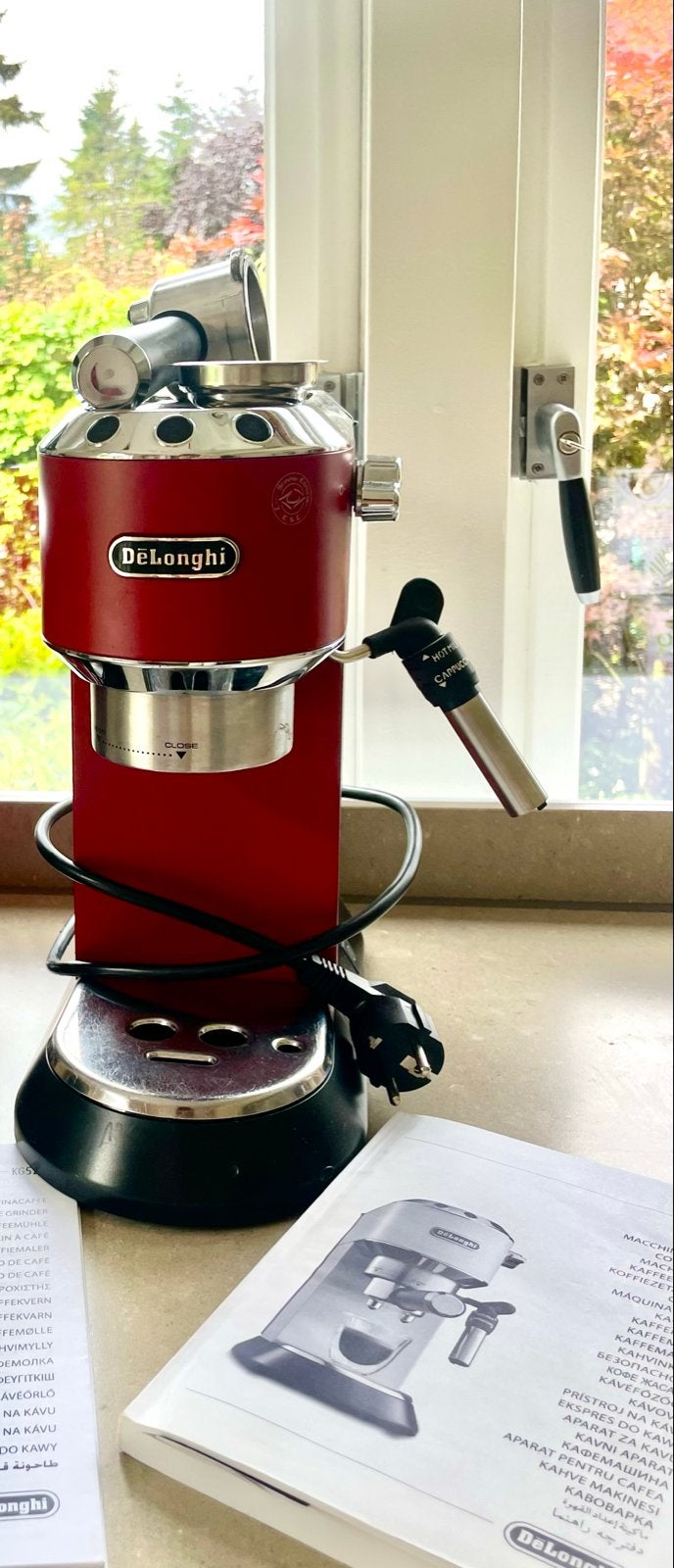 DeLonghi Espressomachine EC685 - Rood, Witgoed en Apparatuur, Koffiezetapparaten, Gebruikt, Gemalen koffie, Espresso apparaat