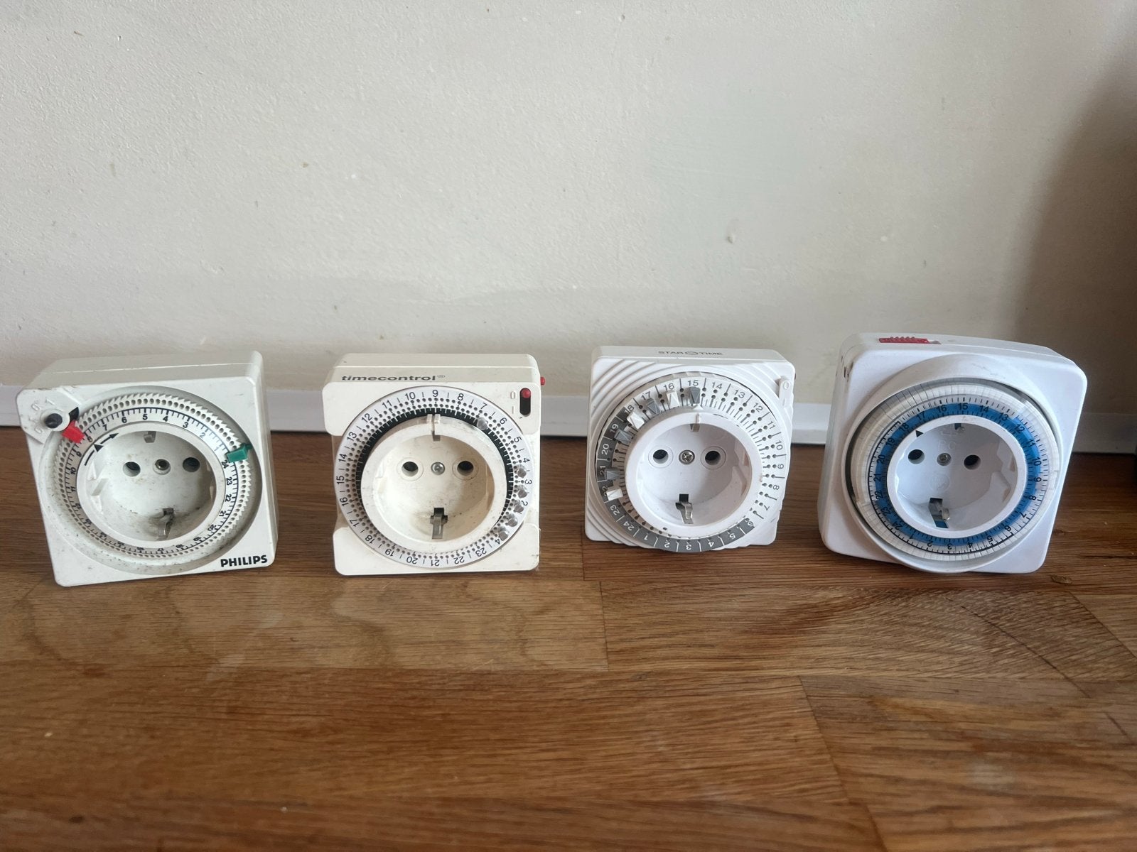 Tijdklokken/Schakelklokken - Set van 4, Ophalen of Verzenden, Gebruikt, Overige typen