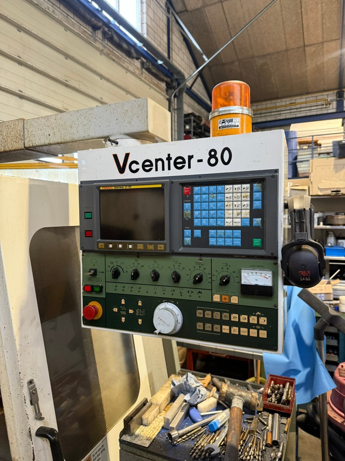 Cnc freesmachine met automatische spanen afvoer, Ophalen
