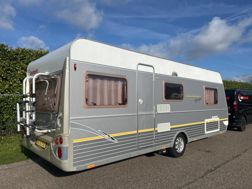 DETHLEFFS 540 V ENKELE BEDDEN, LUIFEL, MOVER, Caravans en Kamperen, Caravans, Arist-Dethleffs-Straße 12, 88316 Isny im Allgäu, Duitsland
