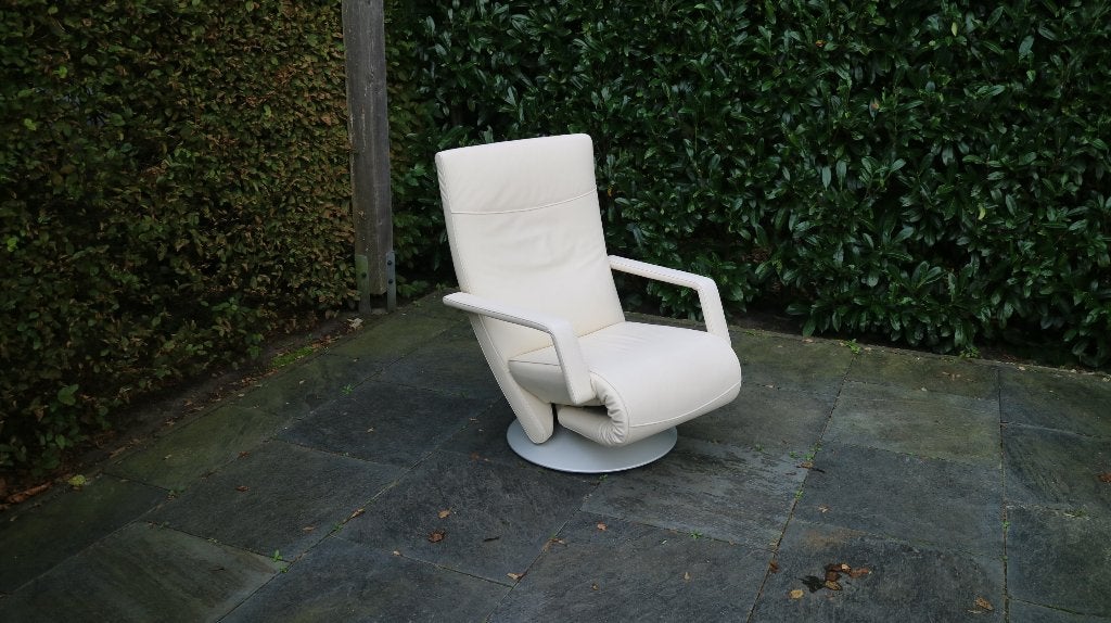 FSM Evolo leren relaxfauteuil. Bediening elektrisch op accu., Huis en Inrichting, Fauteuils, Ophalen, Zo goed als nieuw, Design fauteuil