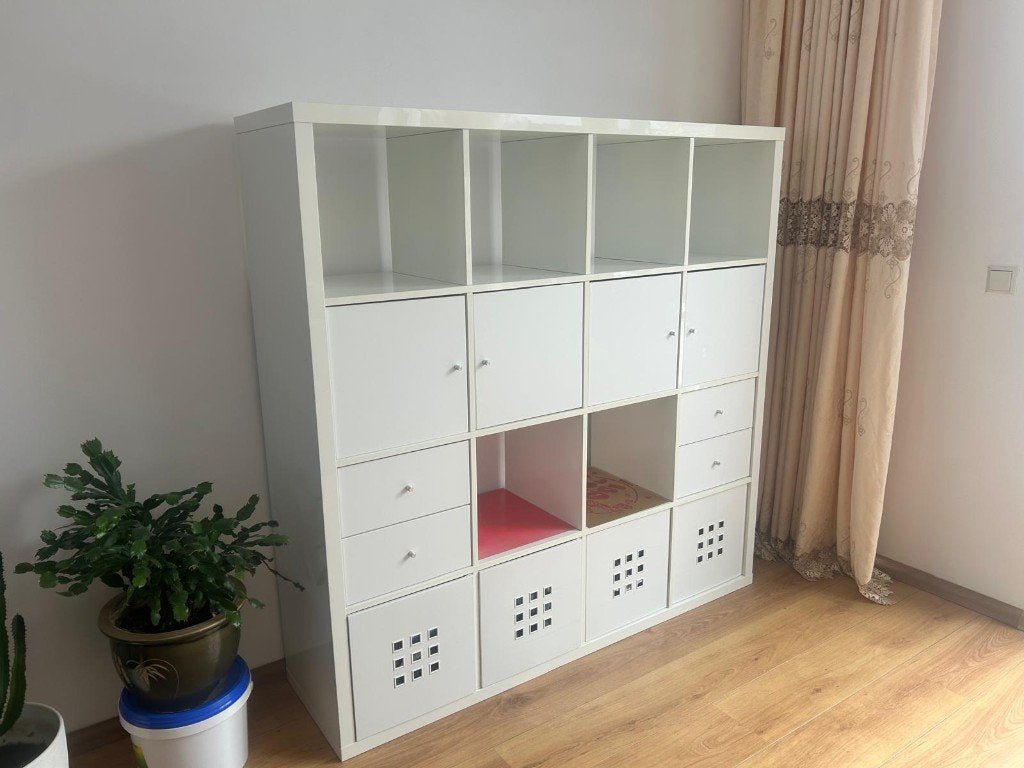 IKEA KALLAX Open kast, wit, 147x147 cm, Ophalen, Gebruikt, Met deur(en), 150 tot 200 cm