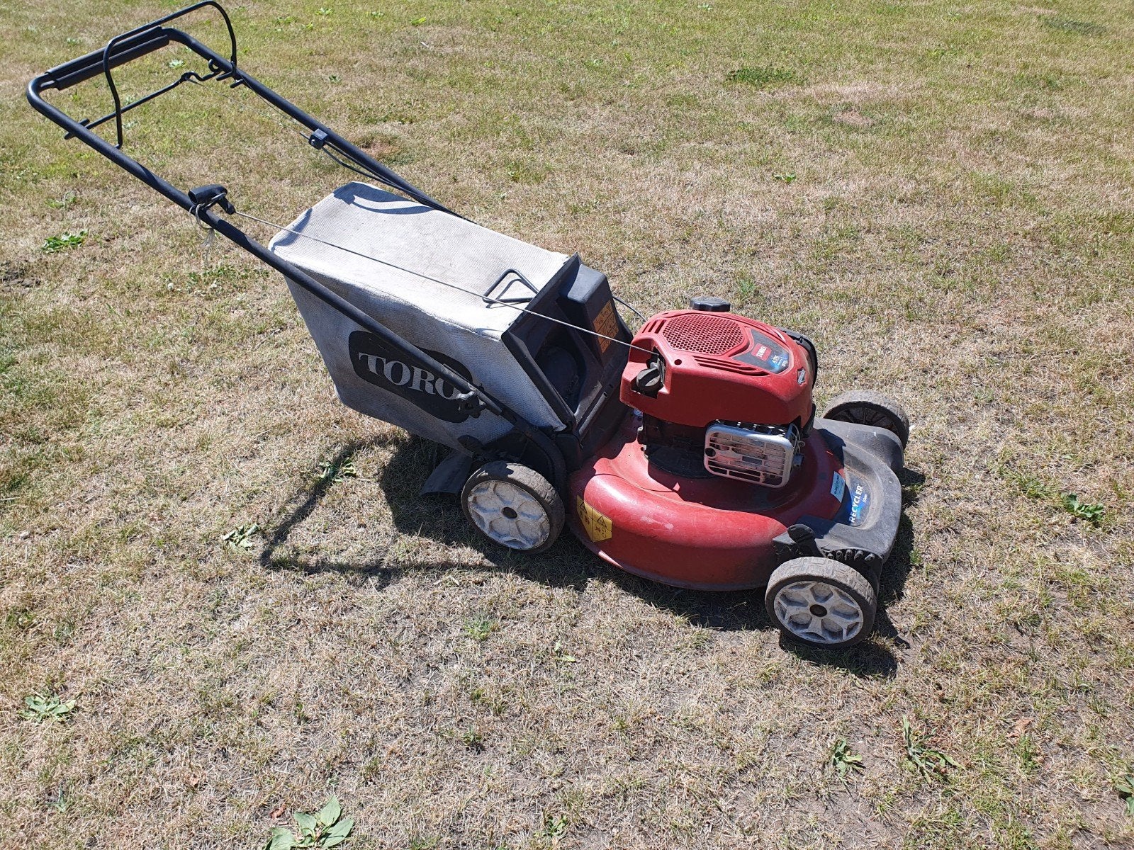 Toro Recycler 53cm grasmaaier (bedieningshandle gebroken), Tuin en Terras, Grasmaaiers, Ophalen, Cirkelmaaier, Toro, Benzine-grasmaaier