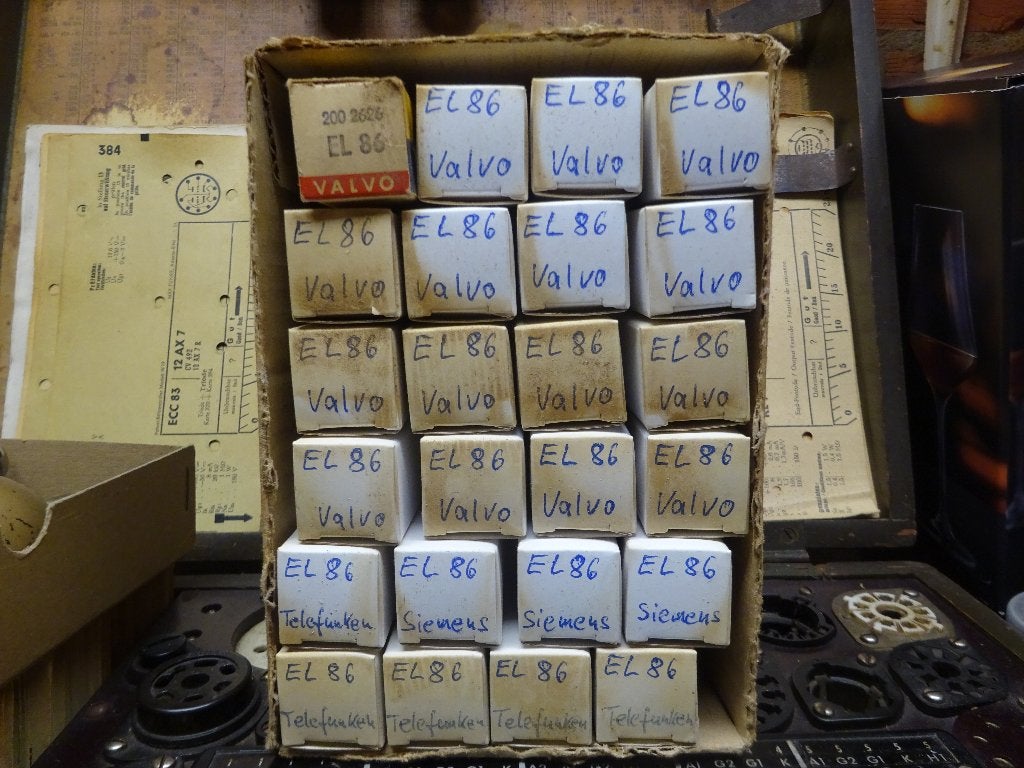 div EL86 buisjes van Valvo , telefunken en siemens ., Ophalen of Verzenden