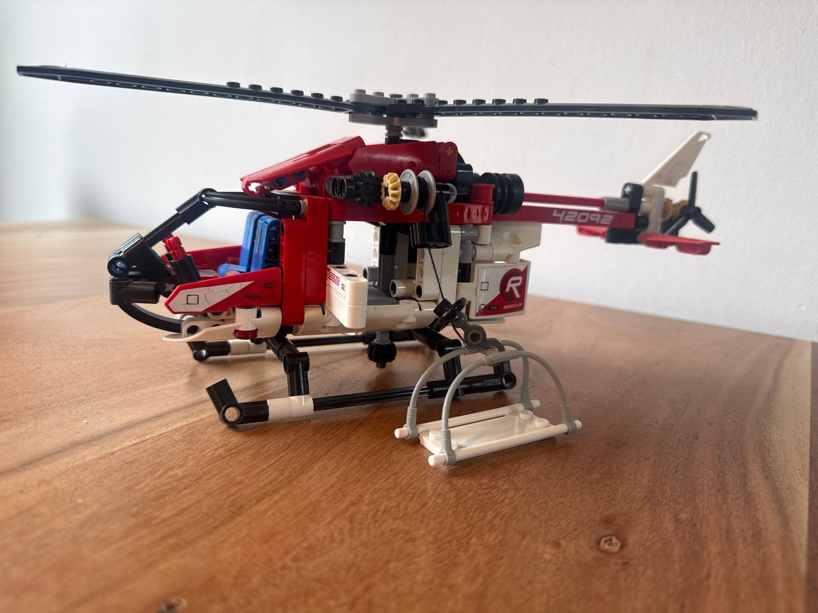 Lego Technic Redding Helikopter 42092, Inclusief instructies, Lego, Ophalen of Verzenden, Zo goed als nieuw
