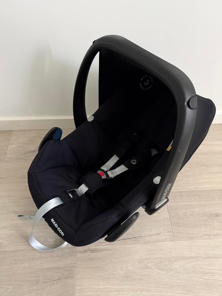 Maxicosi Rock, Ophalen, Zo goed als nieuw, Isofix, 0 t/m 13 kg