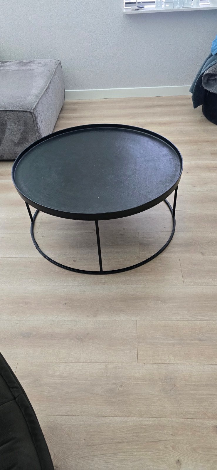 Zwarte ronde metalen salontafel, Ophalen, 50 tot 100 cm, Rond, 50 tot 100 cm