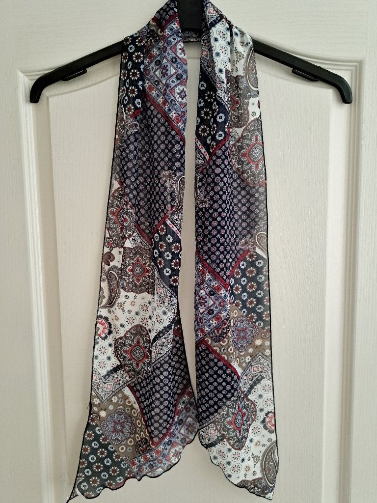 Dames sjaal shawl sjaaltje diverse kleuren en patronen, Kleding | Dames, Ophalen of Verzenden, Zo goed als nieuw, Maat 42/44 (L)